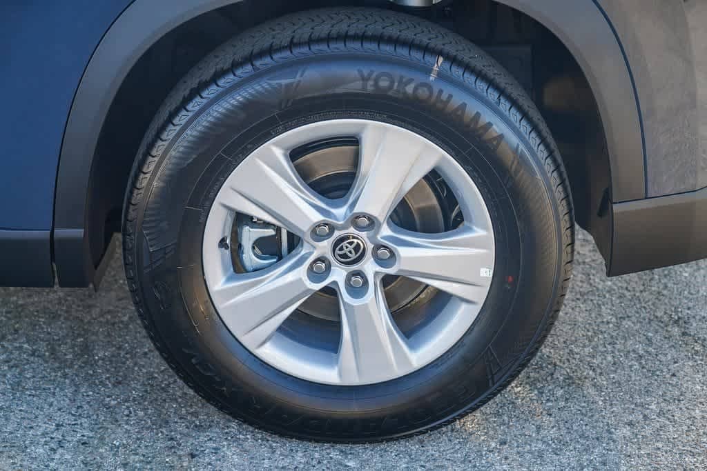 Thumbnail: 2026 Toyota Grand Highlander - 11