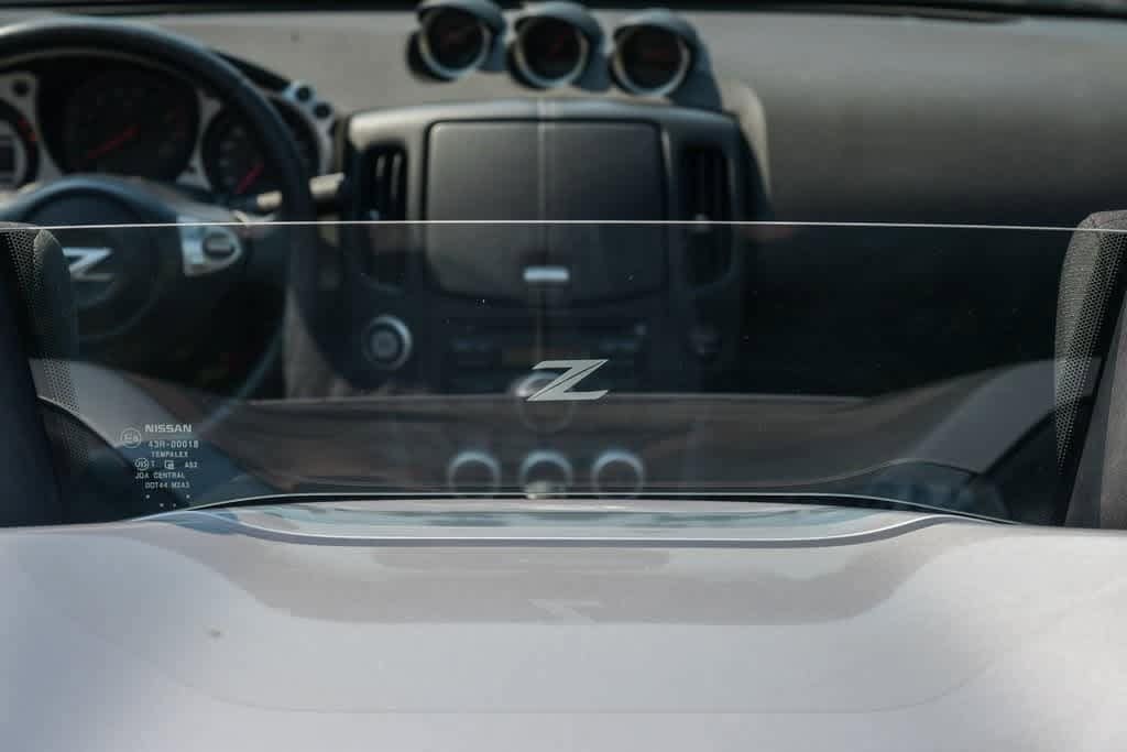Thumbnail: 2010 Nissan Z - 37