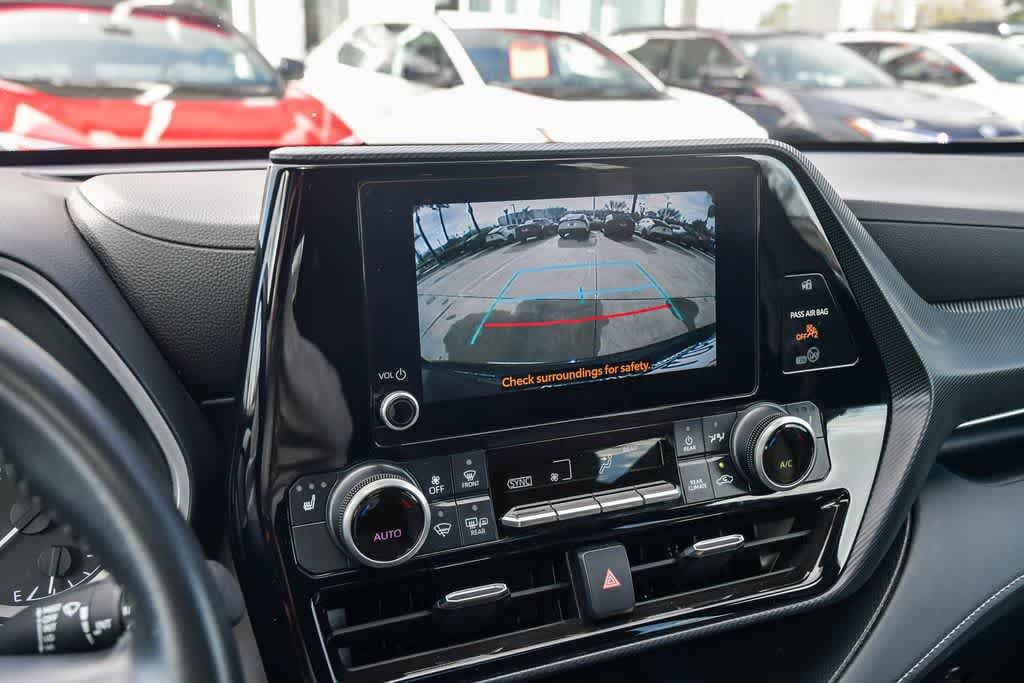 Thumbnail: 2024 Toyota Highlander - 25