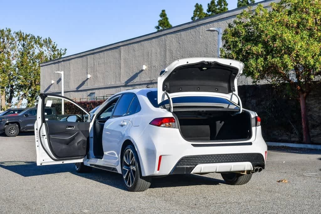 Thumbnail: 2022 Toyota Corolla - 28