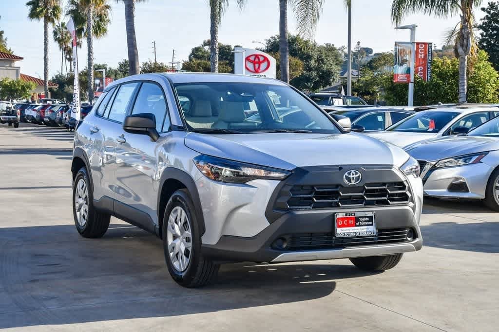 Thumbnail: 2026 Toyota Corolla Cross - 3