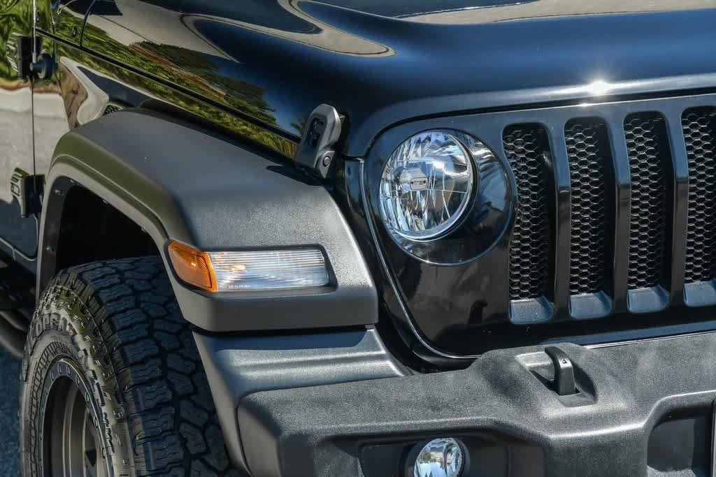 Thumbnail: 2022 Jeep Wrangler - 4