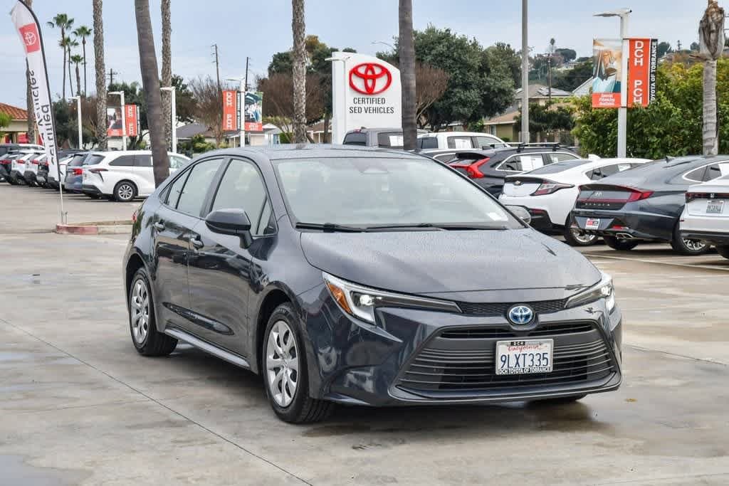 Thumbnail: 2024 Toyota Corolla - 3