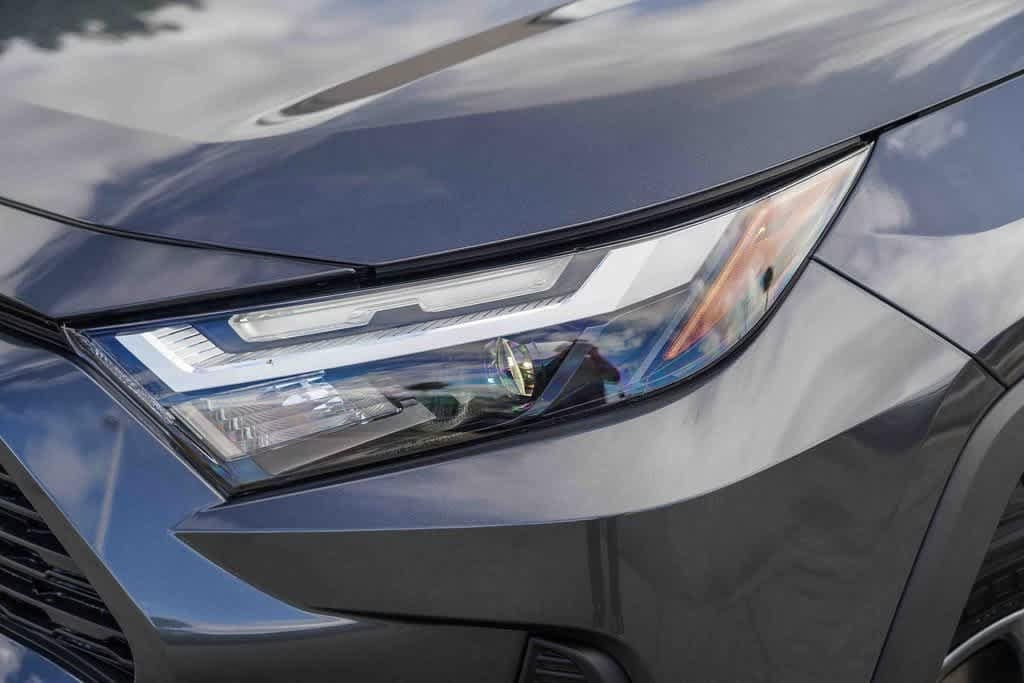 Thumbnail: 2025 Toyota RAV4 - 2