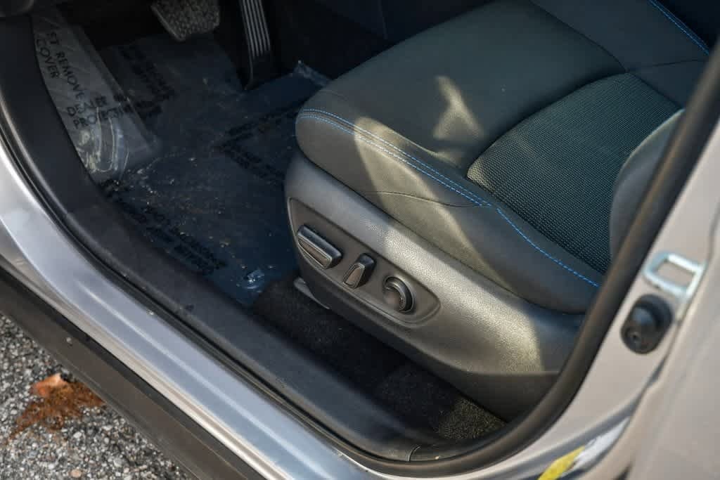 Thumbnail: 2024 Toyota RAV4 - 20