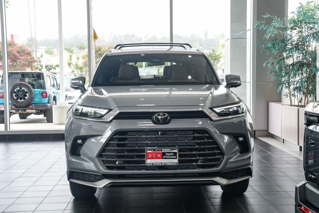Thumbnail: 2026 Toyota Grand Highlander - 2
