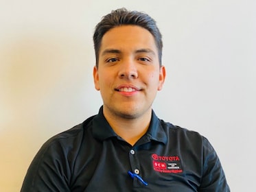 Staff member Jose Urena from ID_d585555aed2b