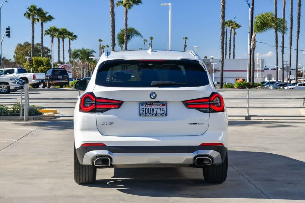 2023 BMW X3 sDrive30i photo 3