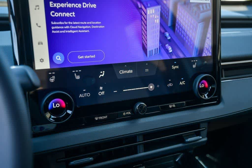 2026 Toyota bZ XLE - Photo 23