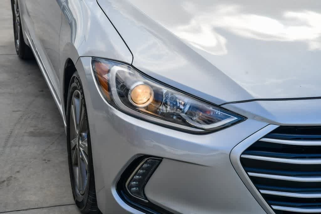 Used 2017 Hyundai Elantra SE Car