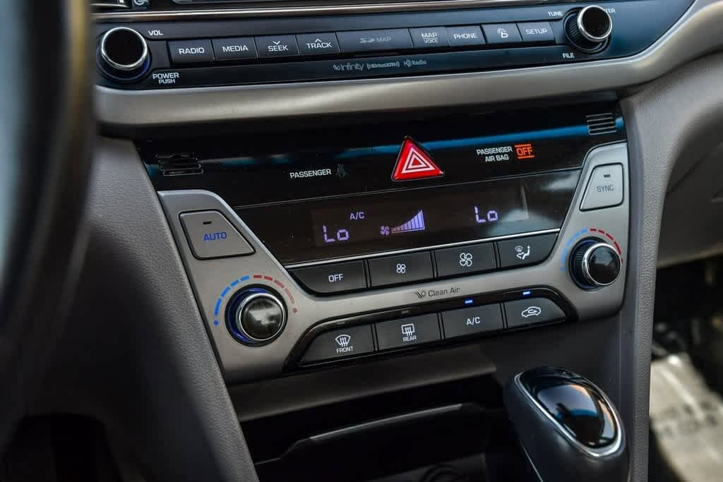 Thumbnail: 2017 Hyundai Elantra - 22
