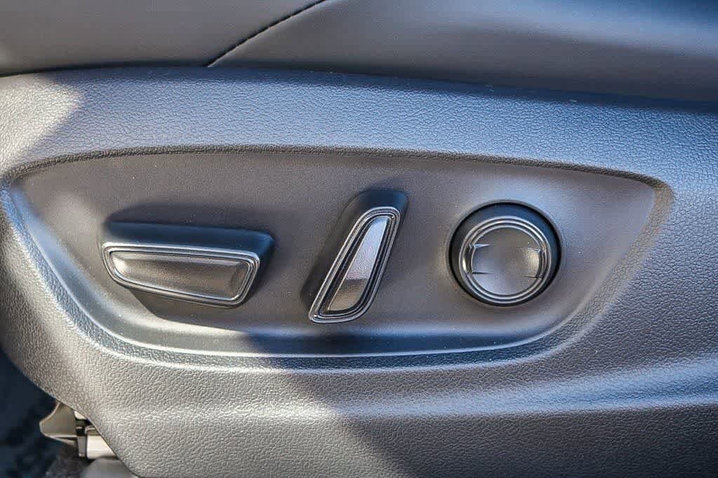 Thumbnail: 2026 Toyota bZ - 20