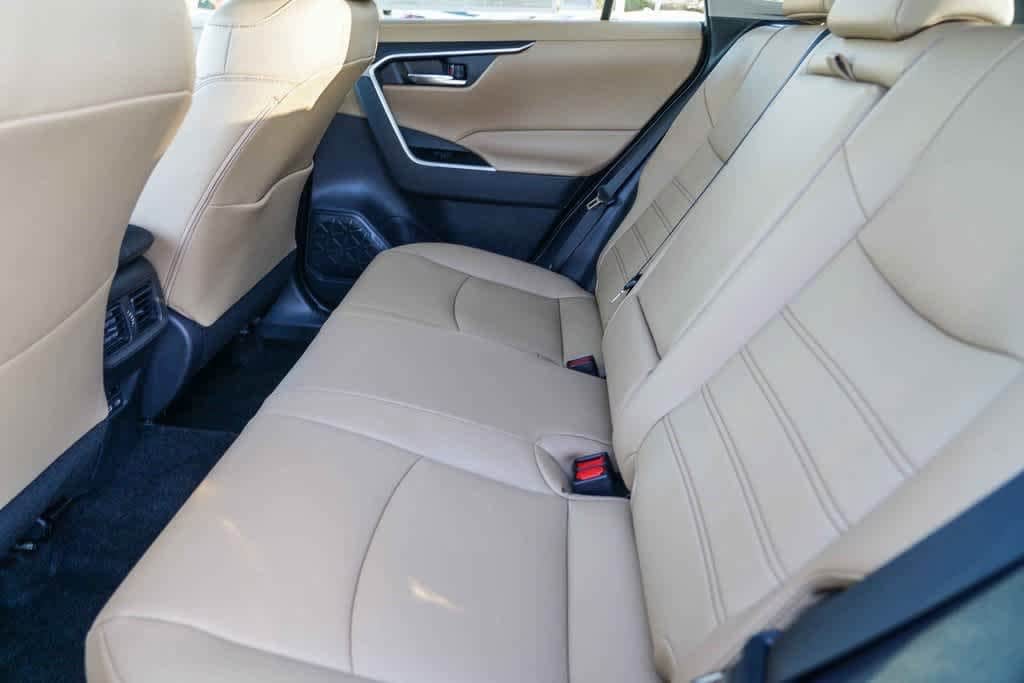 Thumbnail: 2025 Toyota RAV4 - 19