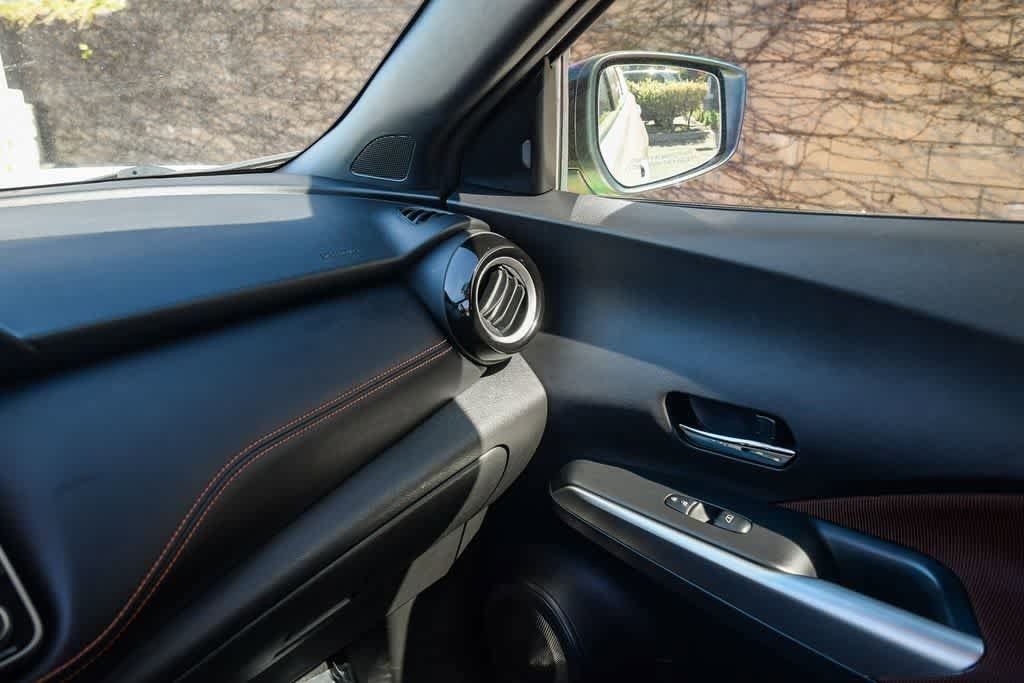 Thumbnail: 2018 Nissan Kicks - 22