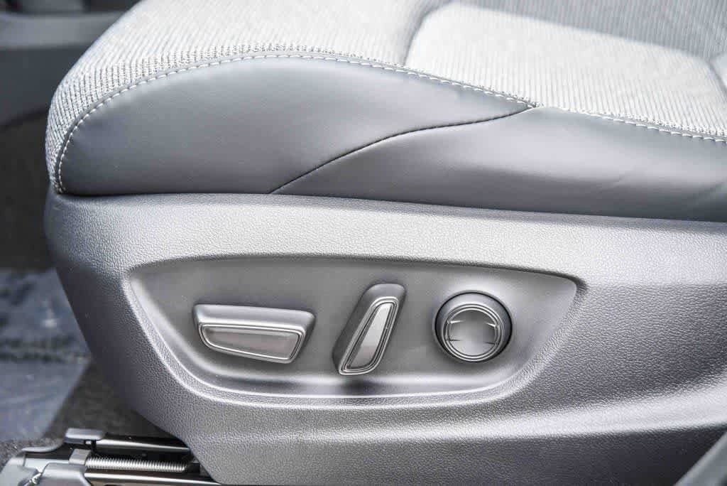 Thumbnail: 2026 Toyota bZ - 23