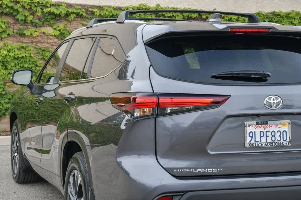 2024 Toyota Highlander XLE 9