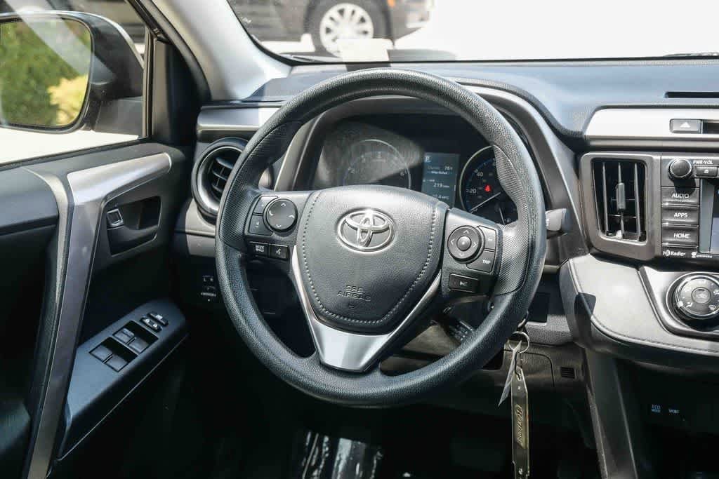 Thumbnail: 2017 Toyota RAV4 - 11