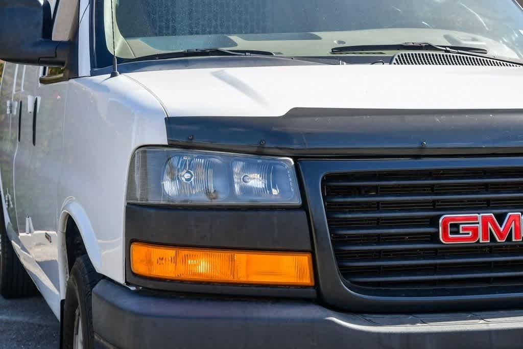 Thumbnail: 2019 GMC Savana - 4