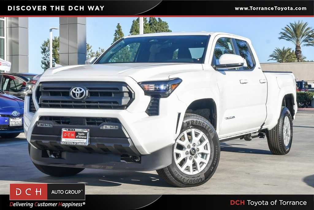 New 2025 Toyota Tacoma SR5 Truck Double Cab