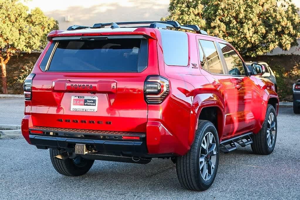 Thumbnail: 2025 Toyota 4Runner - 6