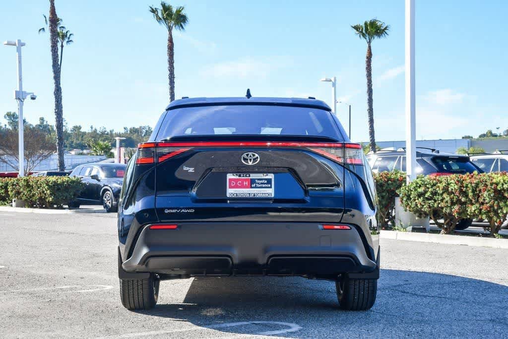 2026 Toyota bZ XLE - Photo 8