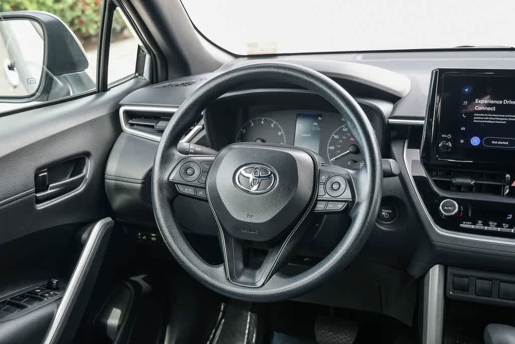 Thumbnail: 2025 Toyota Corolla Cross - 11