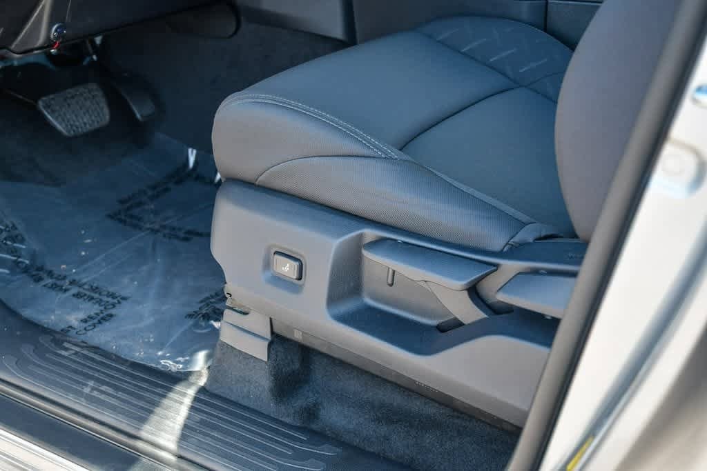 Thumbnail: 2025 Toyota Tacoma - 21