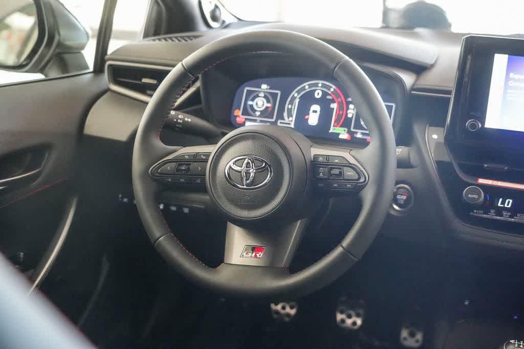 2026 Toyota GR Corolla - Photo 15