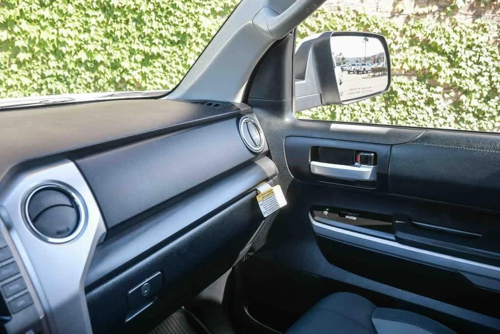2020 Toyota Tundra SR5 27