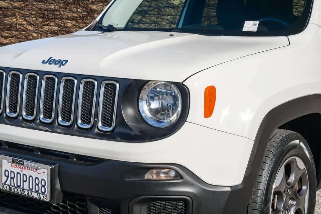 2016 Jeep Renegade Sport photo 4