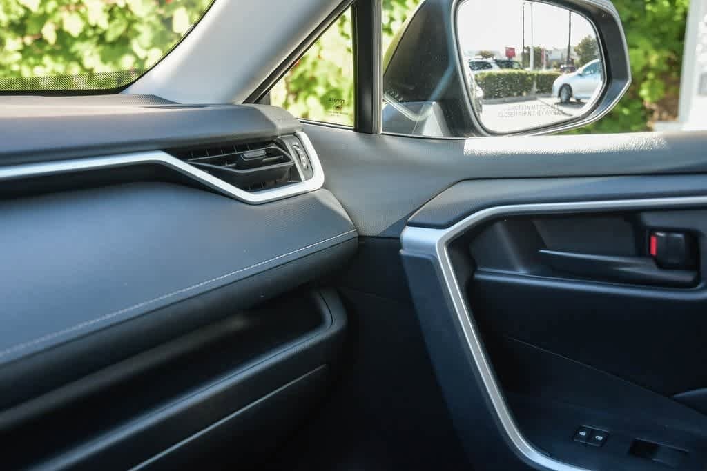 2024 Toyota RAV4 LE 25