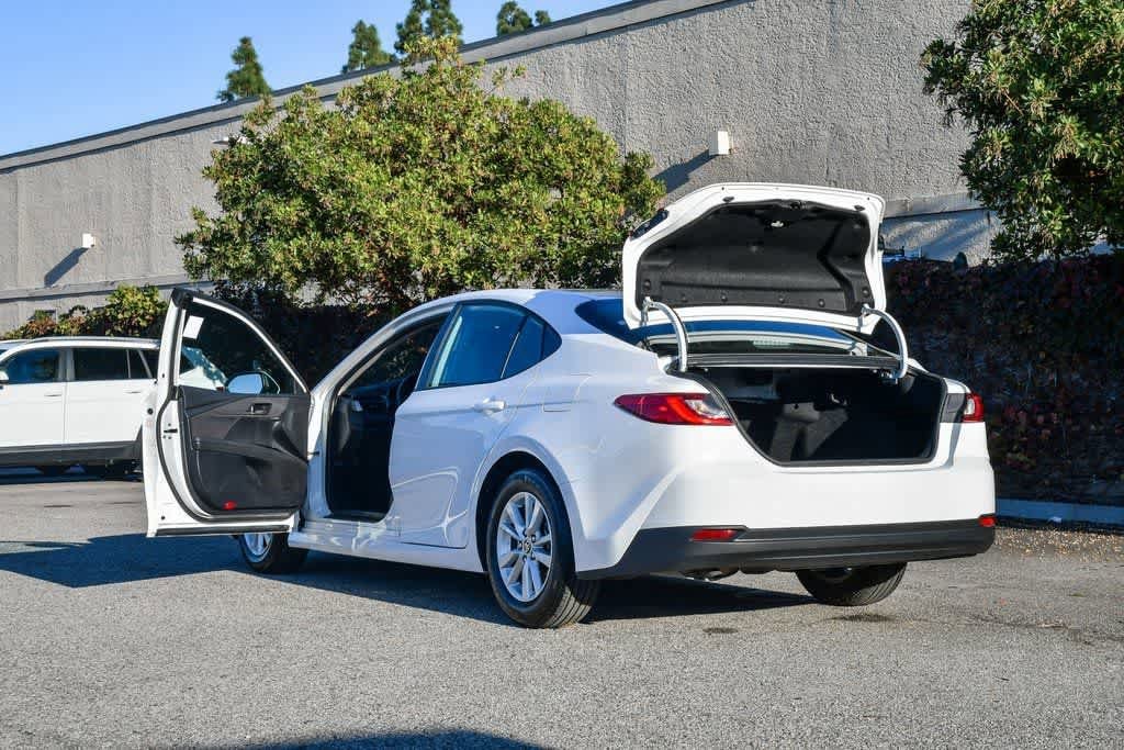 Thumbnail: 2025 Toyota Camry - 27