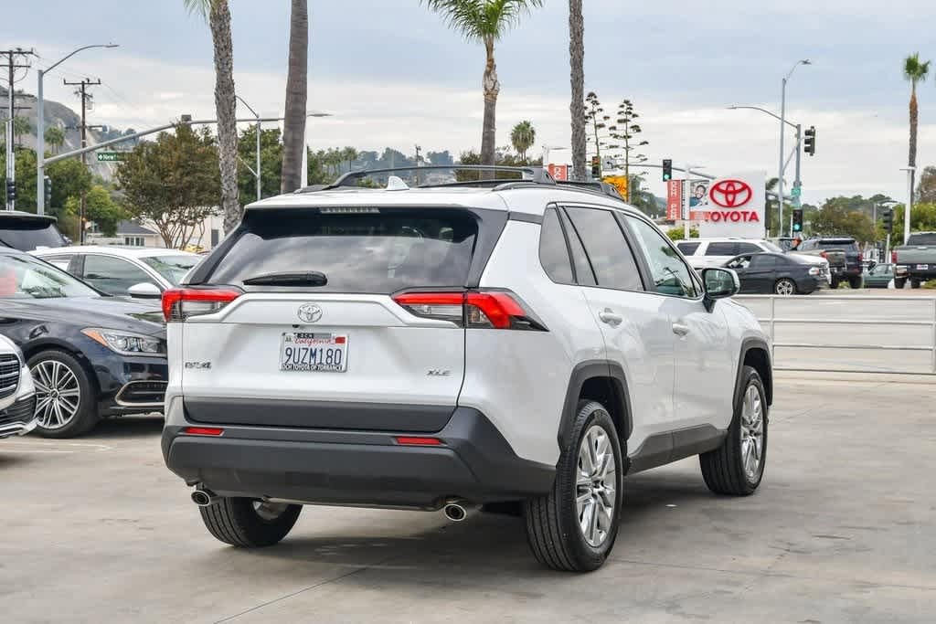 Thumbnail: 2025 Toyota RAV4 - 7