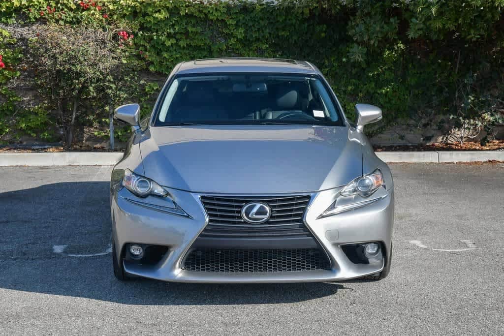 Thumbnail: 2016 Lexus IS - 2