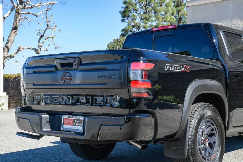 2025 Nissan Frontier PRO-X photo 5