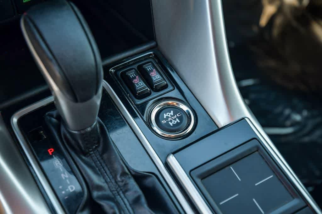 Thumbnail: 2020 Mitsubishi Eclipse Cross - 26