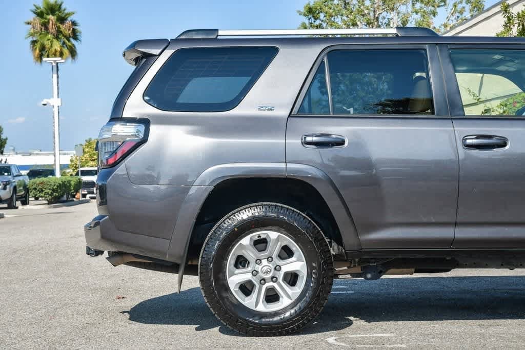 Thumbnail: 2023 Toyota 4Runner - 10