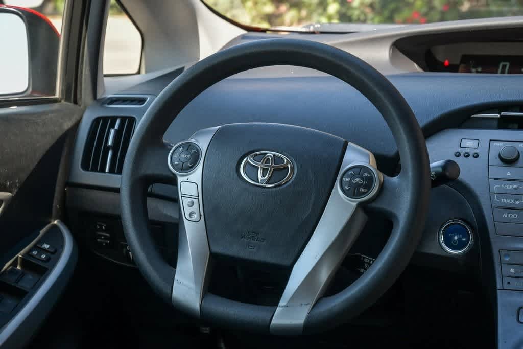 Thumbnail: 2013 Toyota Prius - 13