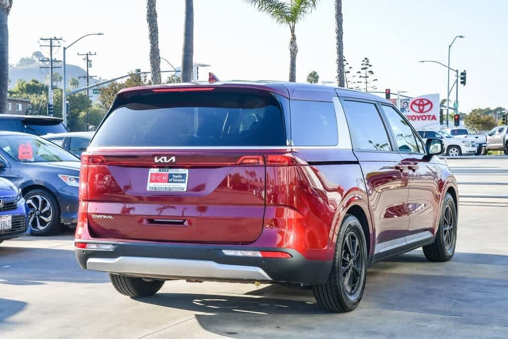 Thumbnail: 2024 Kia Carnival - 7