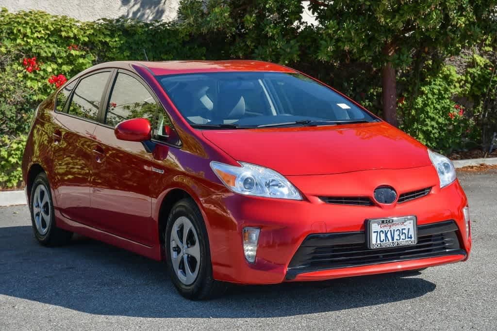 Thumbnail: 2013 Toyota Prius - 3