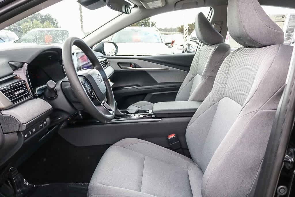 Thumbnail: 2026 Toyota Camry - 17