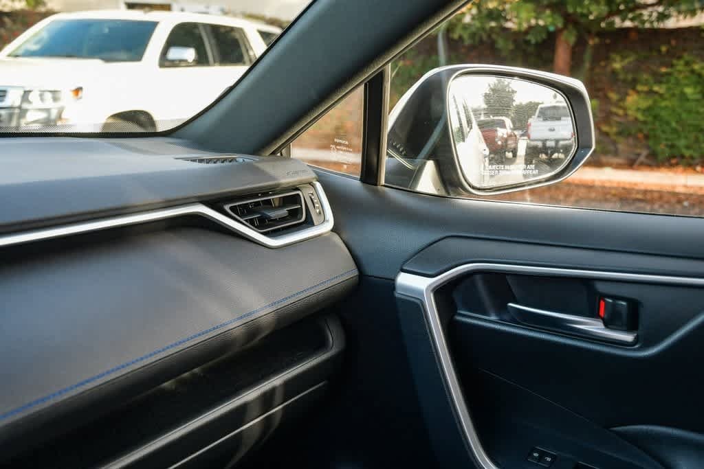 Thumbnail: 2024 Toyota RAV4 - 24