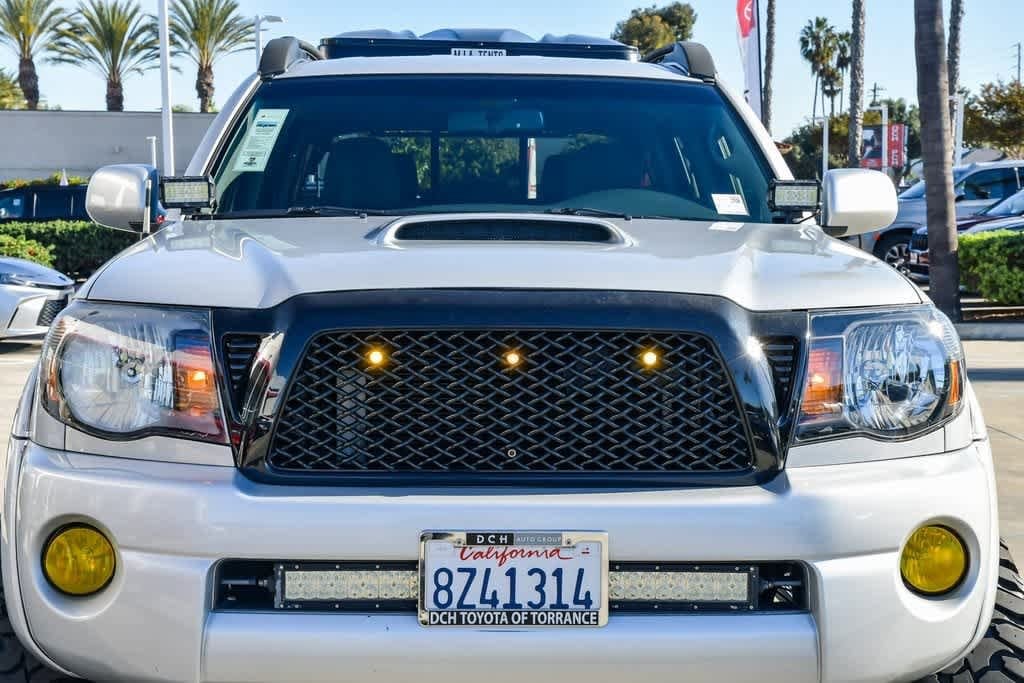 Thumbnail: 2011 Toyota Tacoma - 5