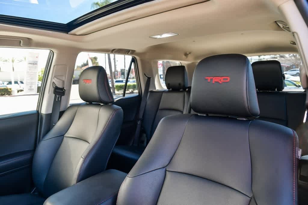 Thumbnail: 2024 Toyota 4Runner - 18