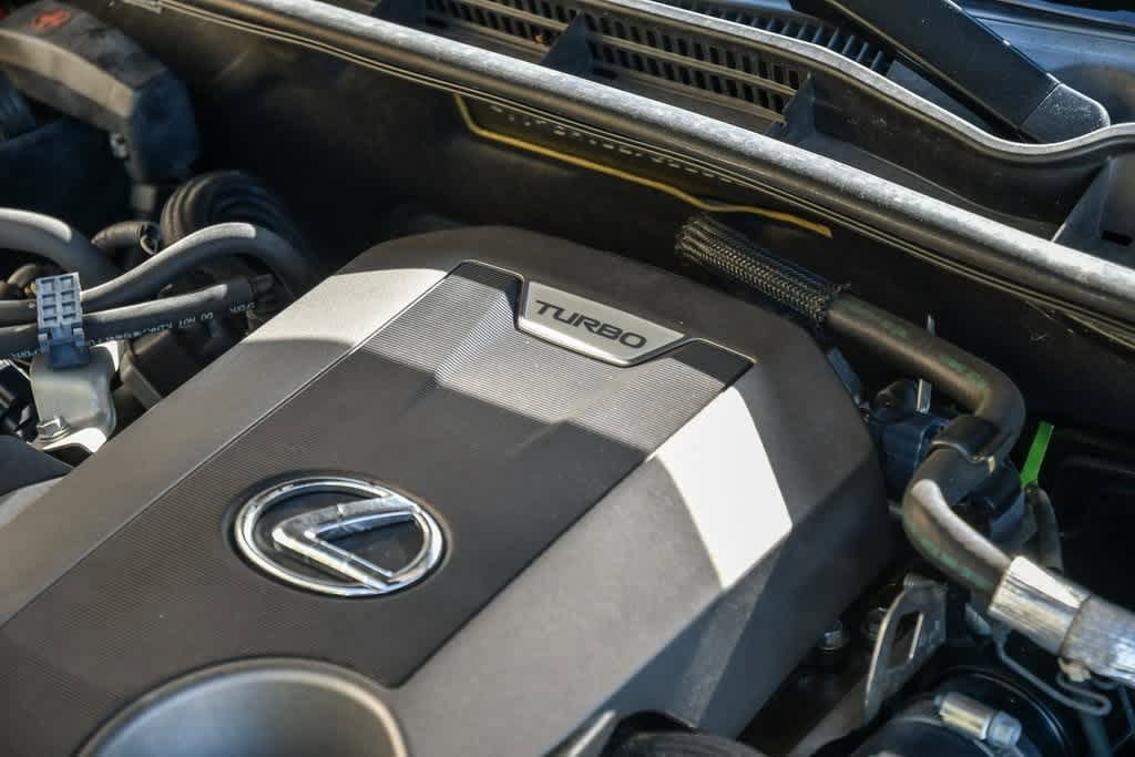 Thumbnail: 2016 Lexus IS - 32