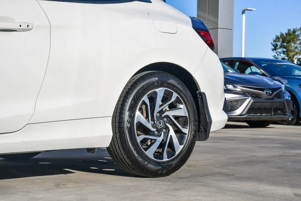 Thumbnail: 2017 Honda Civic - 11