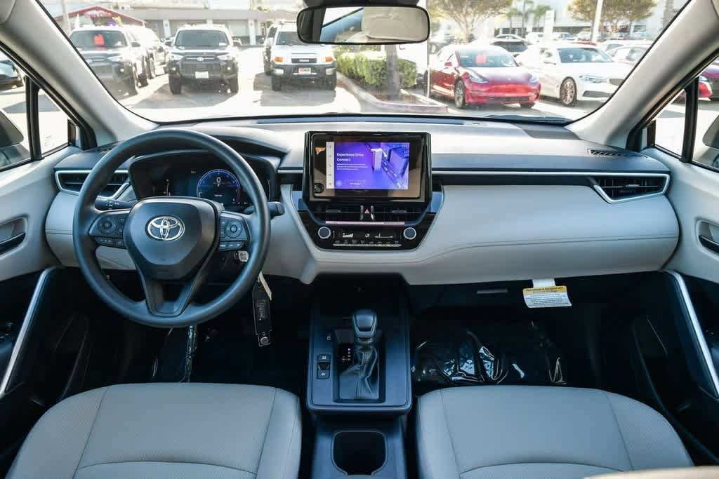 Thumbnail: 2026 Toyota Corolla Cross - 14