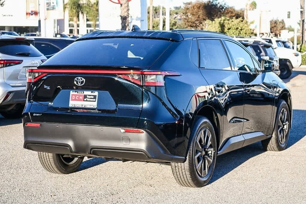 Thumbnail: 2026 Toyota bZ - 6