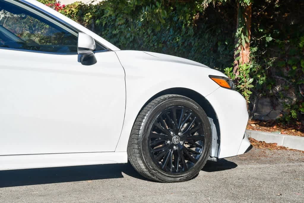 Thumbnail: 2020 Toyota Camry - 11