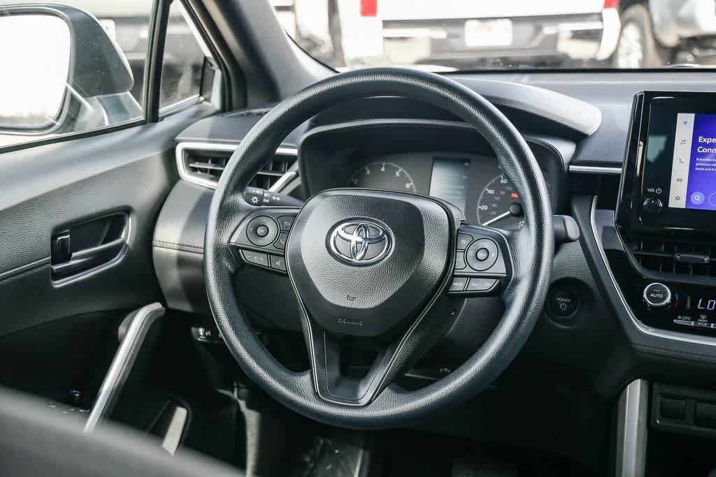 Thumbnail: 2025 Toyota Corolla Cross - 11